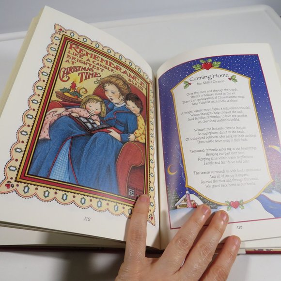 ME Believe Christmas Treasury Hardback Collectible Book (full size) - Picture 9 of 15